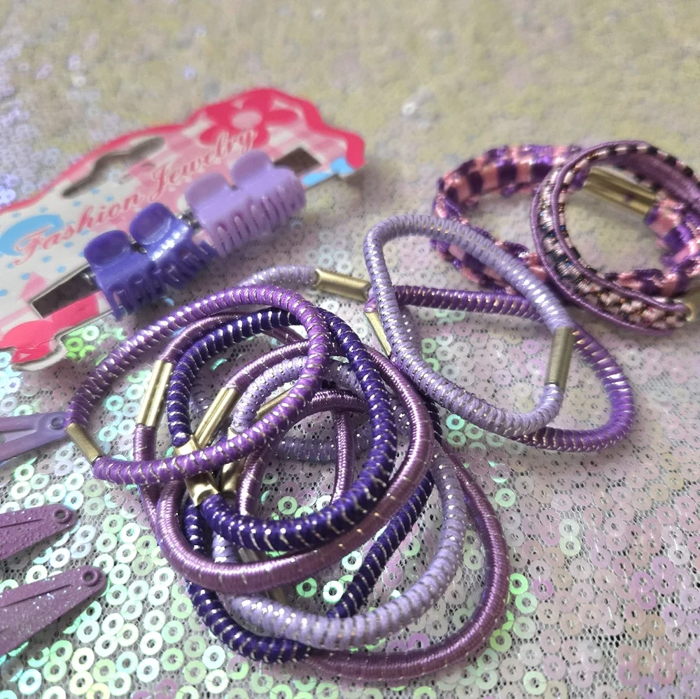 💥5/$10💥 Kids lot of assorted purple hair accessories 💜 NWOT